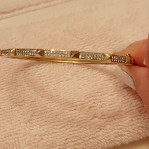 Bangle bracelet with Cubic zirconia